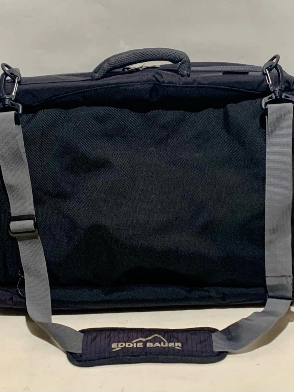 Eddie Bauer compact sling